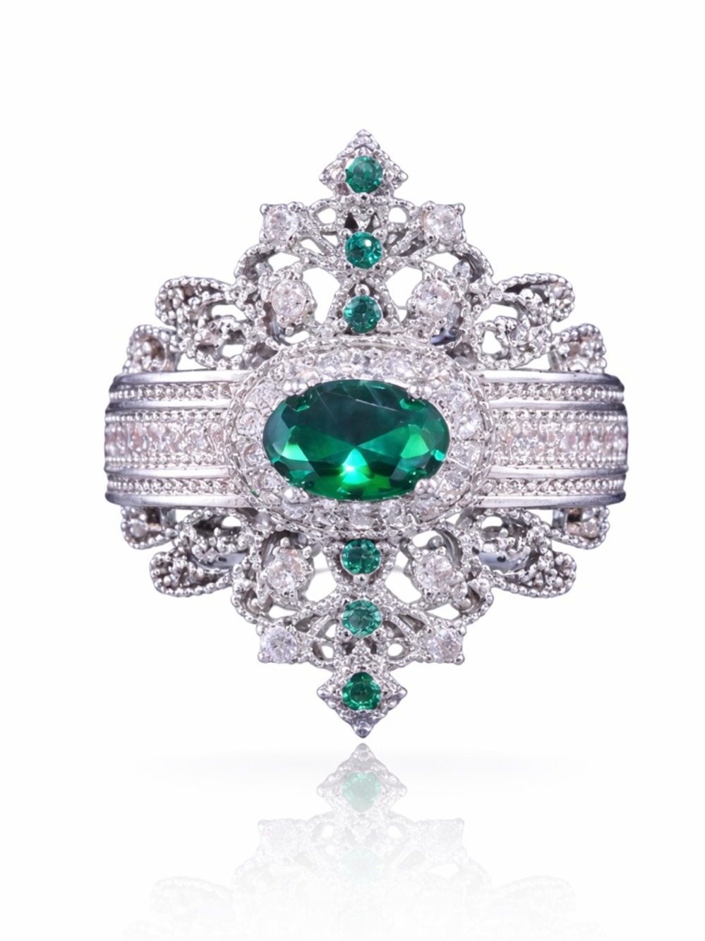 Gorgeous Victorian Style Emerald Ring